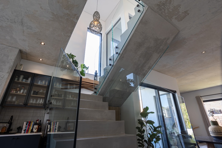 3 Bedroom Property for Sale in Lemoenkloof Western Cape